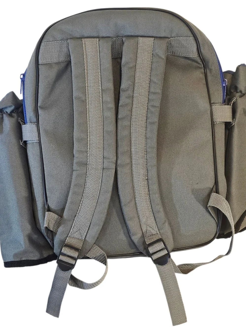 Picnic Backpack Set for 4 Gray Blue Plates Glasses Flatware Insulated Bag